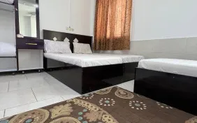 سوئیت سه نفره (اقامت)