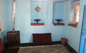 اتاق دونفره خوجیر طبقه بالا ( کف خواب ) (اقامت با صبحانه)
