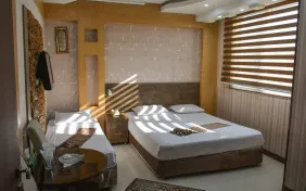 اتاق سه تخته (اقامت با صبحانه)