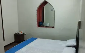 اتاق یک تخته (اقامت با صبحانه)