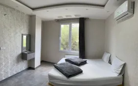 آپارتمان دوخوابه چهارتخته (اقامت تک)