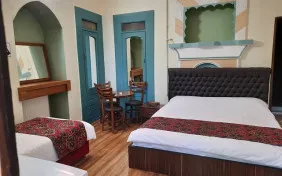 اتاق چهار نفره (اقامت با صبحانه)