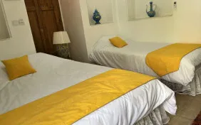 اتاق سه تخته نازتاب (اقامت با صبحانه)