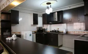 آپارتمان دو خوابه پنج نفره (اقامت با صبحانه)