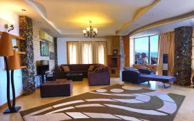 آپارتمان دو خوابه چهارنفره تیپB(طبقات چهار تا شش جنوبی) (اقامت باصبحانه)