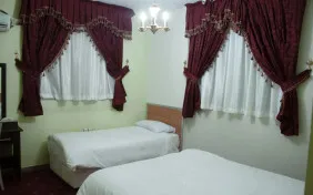 سوئیت سه تخته (اقامت با صبحانه)