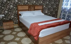 اتاق یک نفره (اقامت با صبحانه)