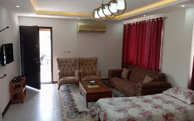 سوئیت رویال فاز جدید چهار تخته (اقامت با صبحانه)