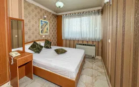 آپارتمان یک خوابه سه تخته (اقامت با صبحانه)