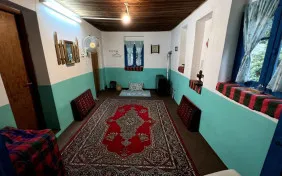 اتاق سه نفره چای باغ ( کف خواب ) (اقامت با صبحانه)