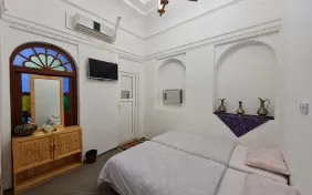 اتاق سه تخته گرگر (اقامت با صبحانه)