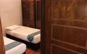 اتاق کانکت چهار نفره (اقامت با صبحانه)