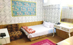 اتاق سه تخته رویال(دوتخته+کاناپه) (اقامت)