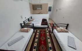 اتاق سه تخته مهتاب (اقامت با صبحانه)