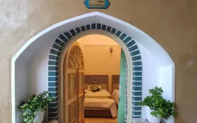 اتاق دو تخته دبل زمرد (اقامت با صبحانه)