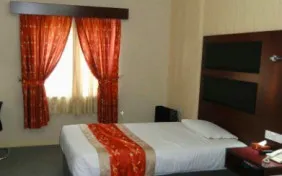 اتاق یک تخته (اقامت با صبحانه)