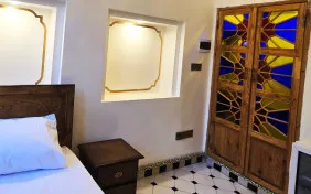 اتاق یک تخته دنج (اقامت باصبحانه)