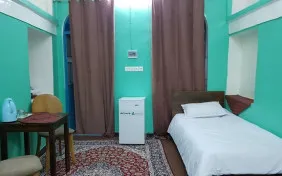 اتاق یک تخته (اقامت بدون صبحانه)