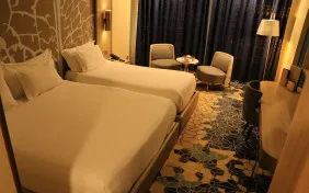 اتاق سه تخته (اقامت با صبحانه)