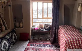 اتاق دونفره کف خواب دربستی (اقامت بدون صبحانه)