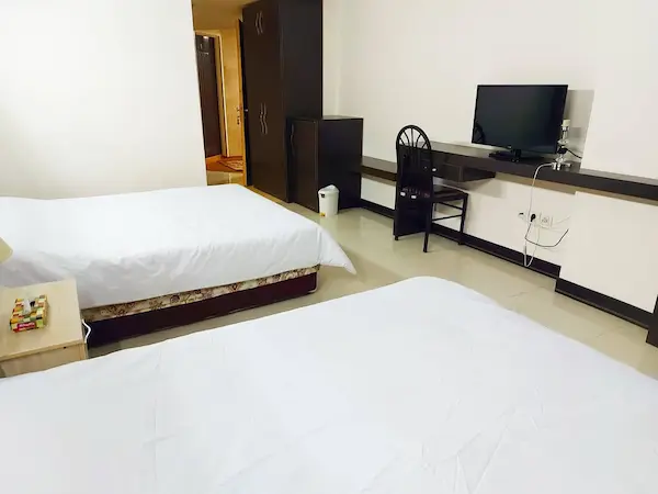 اتاق دو تخته برای یک نفر (صبحانه)