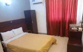 اتاق یک تخته (اقامت باصبحانه)