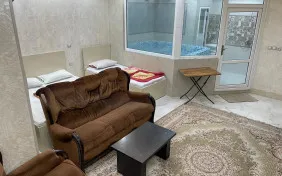 اتاق سه تخته استخر دار vip (اقامت بدون صبحانه)
