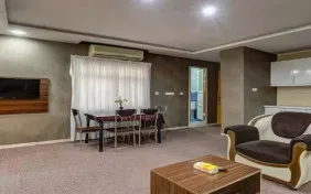 سوئیت چهار تخته رو به دریا (اقامت بدون صبحانه)