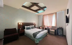 اتاق دو تخته برای یک نفر (اقامت با صبحانه)