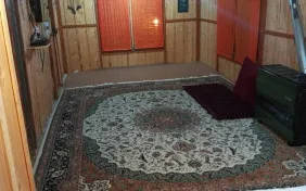 سوئیت سنبل سه نفره (یک تخت دونفره+ سرویس کف خواب) (اقامت با صبحانه)