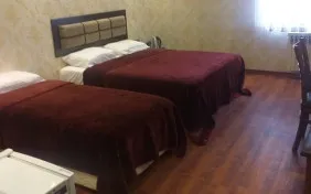 اتاق سه تخته (اقامت با صبحانه)