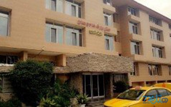 بزرگ کادوسان