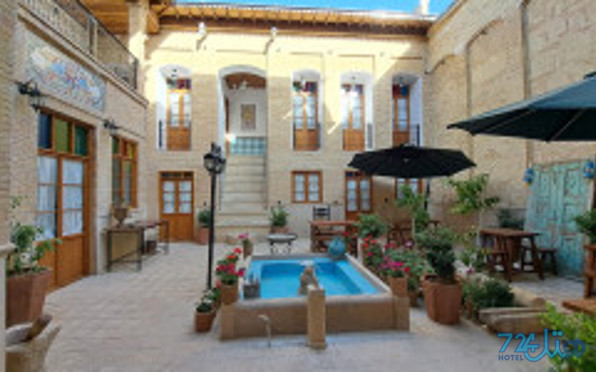 طاووسی