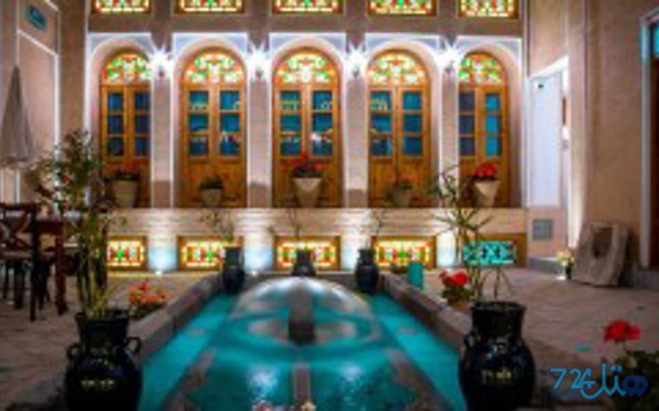 عمارت طاووسیه